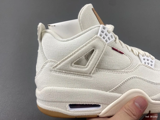 549 x 4 AO2571-100 Air UrbanStyle Levi's 'White' Jordan 0915